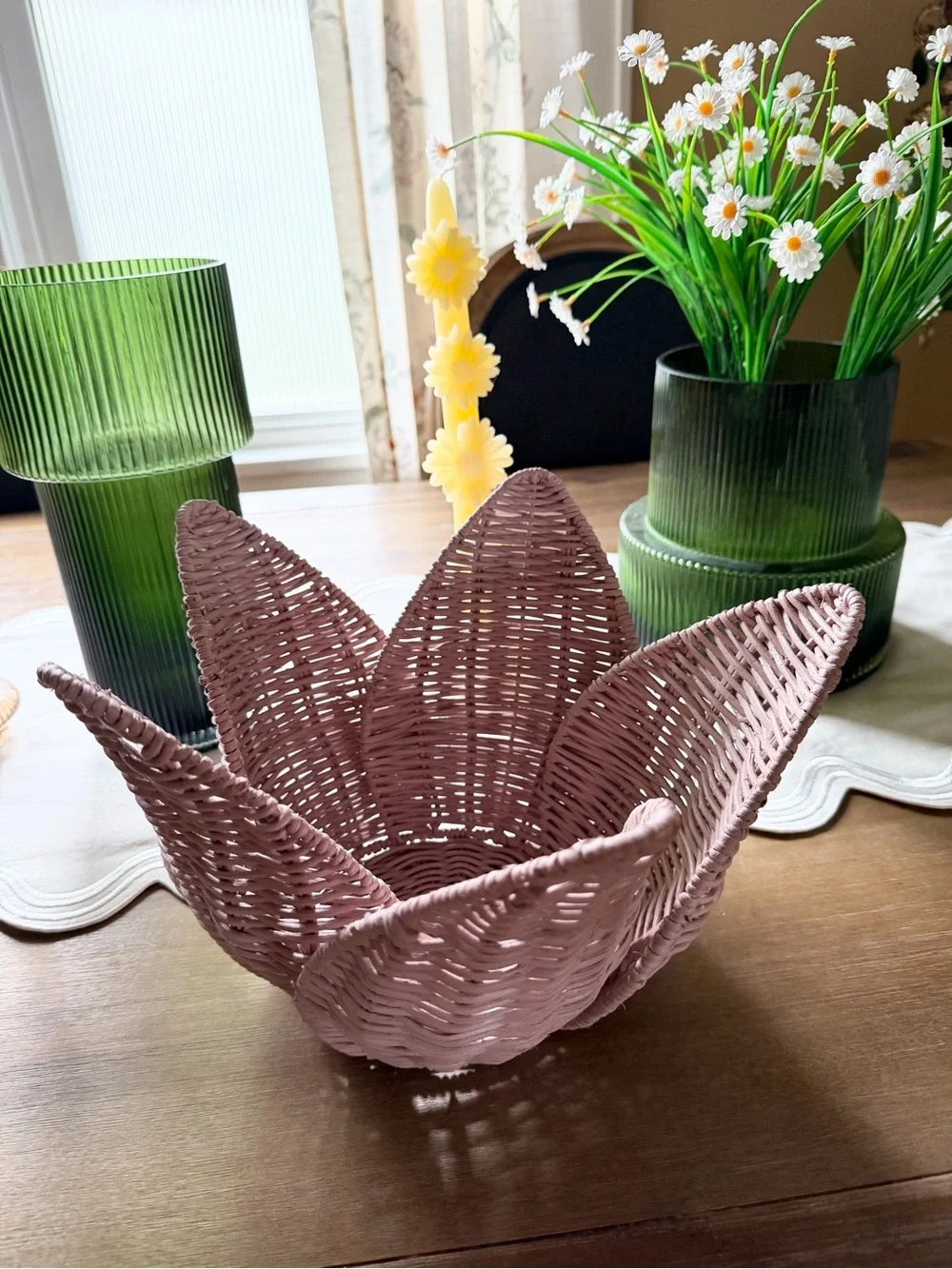 Tulip wicker baskets. Set of 2